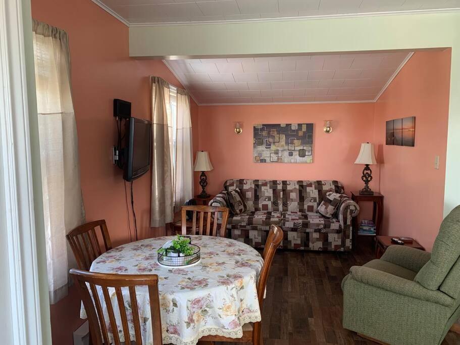 Hillside Cottage Twillingate Esterno foto